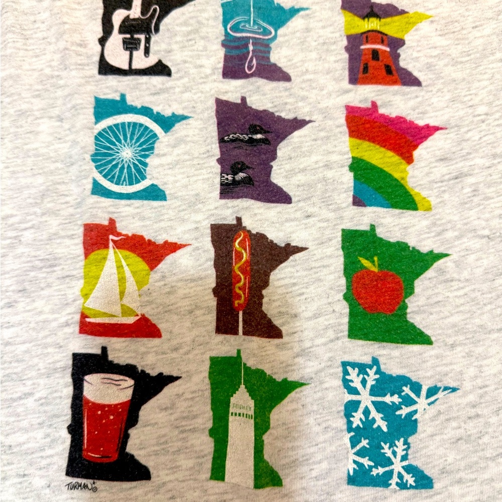 Gray Graphic T-Shirt with Colorful Minnesota Icons